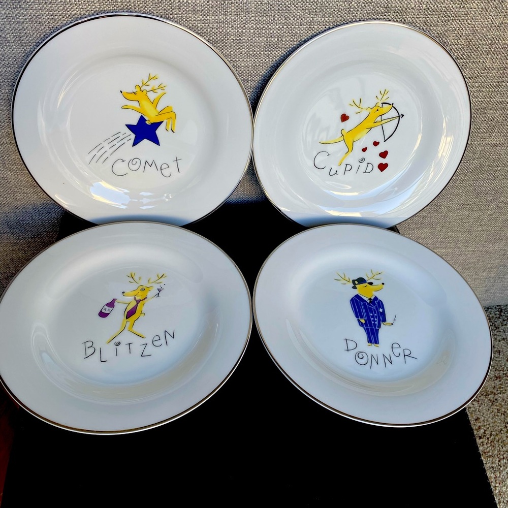 Set of four (4) Pottery Barn Reindeer salad/dessert plates NWOT